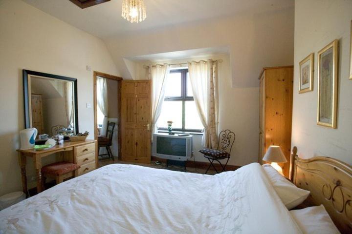 Jadellas Guest House Скарбъро Стая снимка